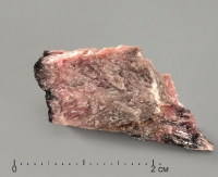 Йохансенит на родоните в пластиковом боксе 1,5-3 см - «globural.ru» - Нижний Новгород