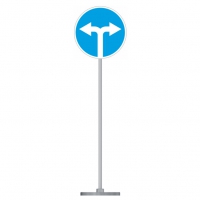 Знак дорожный "Движение направо или налево" 4.1.6 типоразмер 40 на стойке с основанием 3кг - «globural.ru» - Нижний Новгород