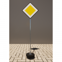 Знак дорожный "Главная дорога" 2.1 типоразмер 40 на стойке с основанием 3кг - «globural.ru» - Нижний Новгород