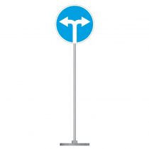 Знак дорожный "Движение направо или налево" 4.1.6 типоразмер 40 на стойке с основанием 3кг - «globural.ru» - Нижний Новгород